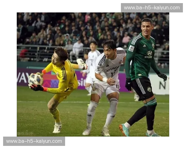 铁血与荣耀的巅峰博弈：全北现代vs蔚山现代，这一场“现代德比”何以令全亚洲屏息？